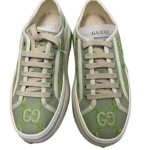 Gucci 1977 Tennis Sneakers, size 7. Authentic
